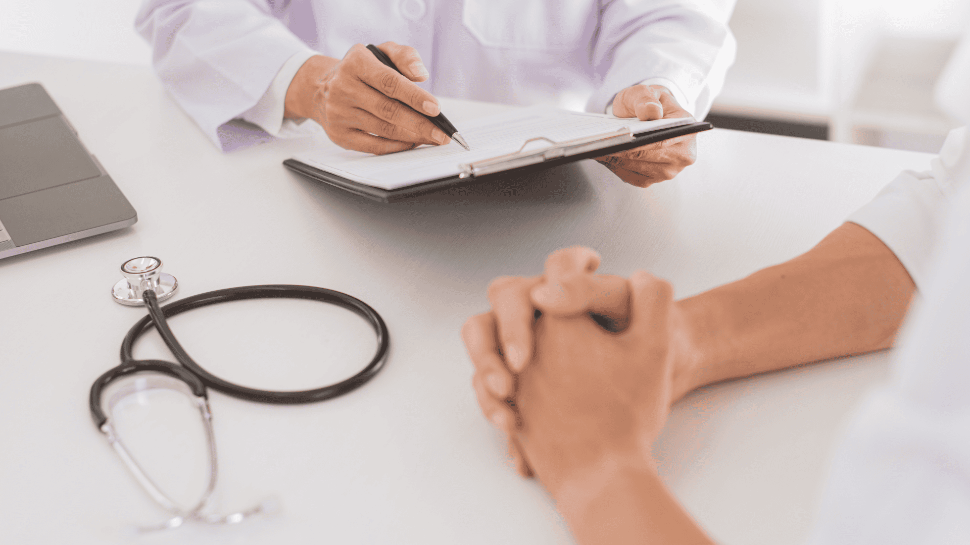 Comprehensive annual physicals in Chicago's Loop. Complete health screenings, preventive care, & in-house lab testing. Book your exam at (312) 977-1185.